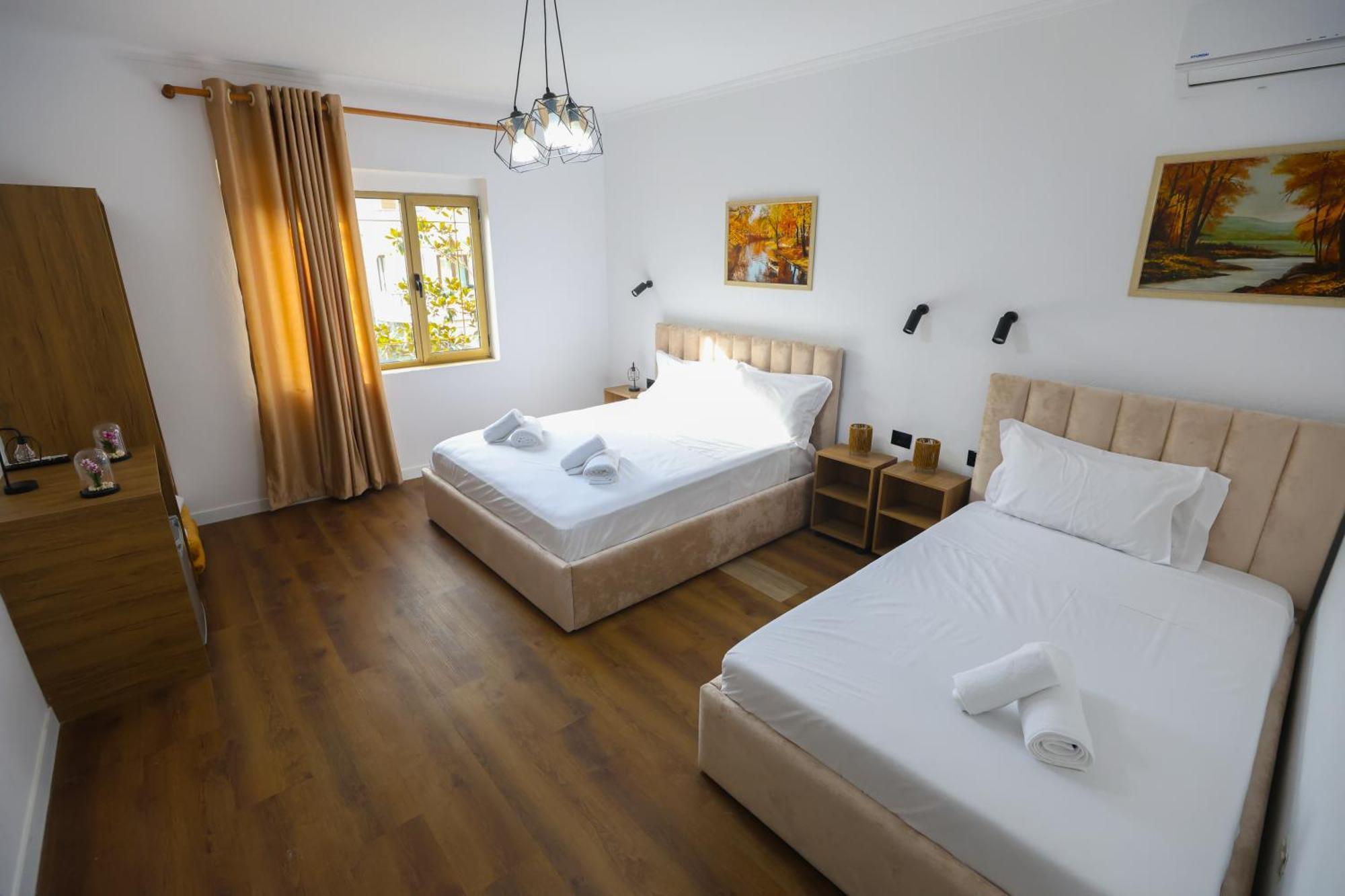 Vila Alizee Hotel ティラナ エクステリア 写真